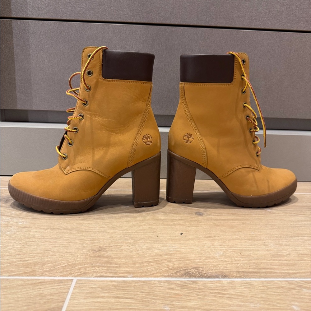 Timberland Women's Brown Heeled Boots